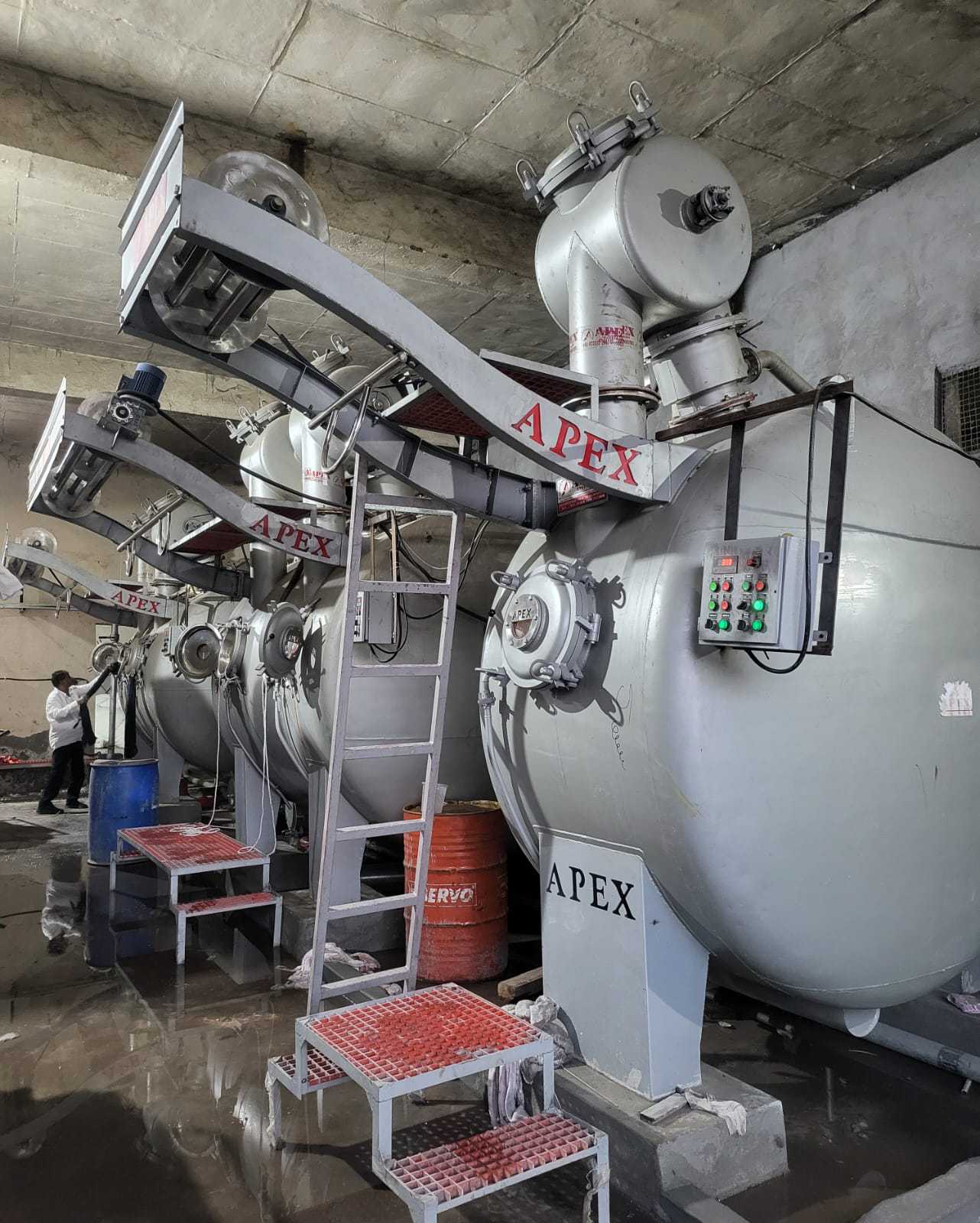 Soft Flow Dyeing Machine